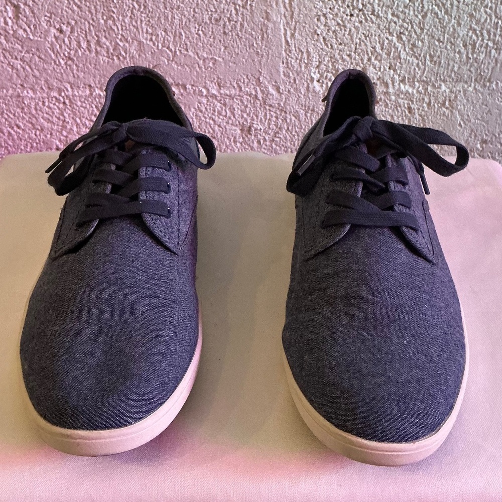 Lightly Used Steve Madden Canvas Sneakers